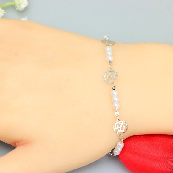 "Elegant & Trendy Bracelet, A Perfect Gift for Women, Thoughtful, EVCH1743 - Picture 2 of 11